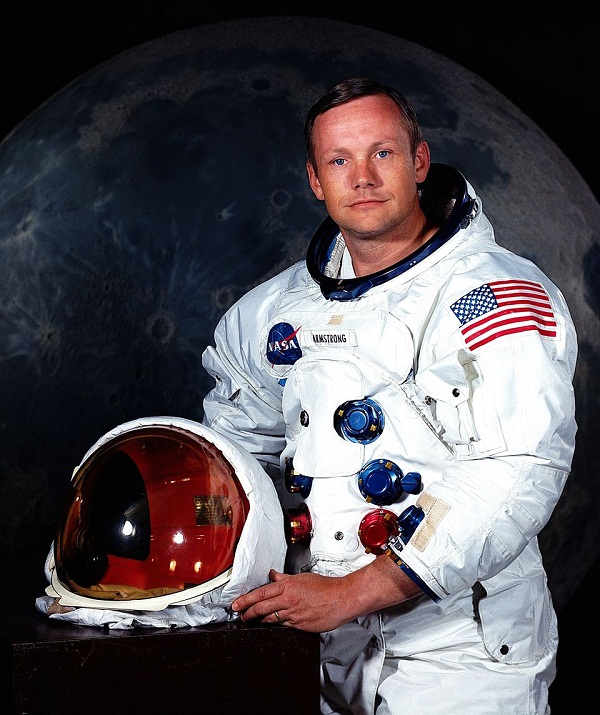 首位登月宇航员尼尔·阿姆斯特朗去世 享年82